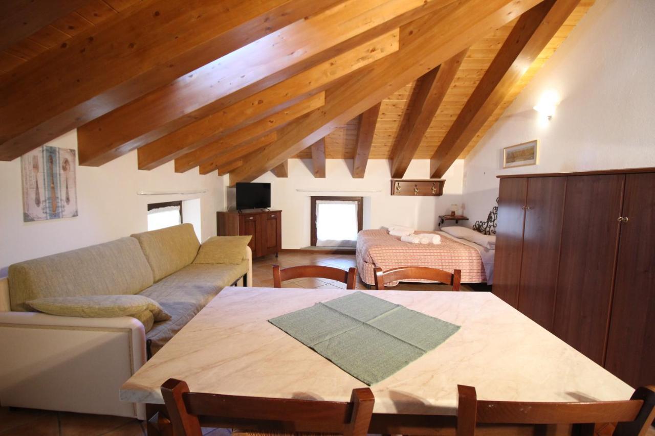 Residence Aquila - Mono Corno Vitello Brusson Esterno foto