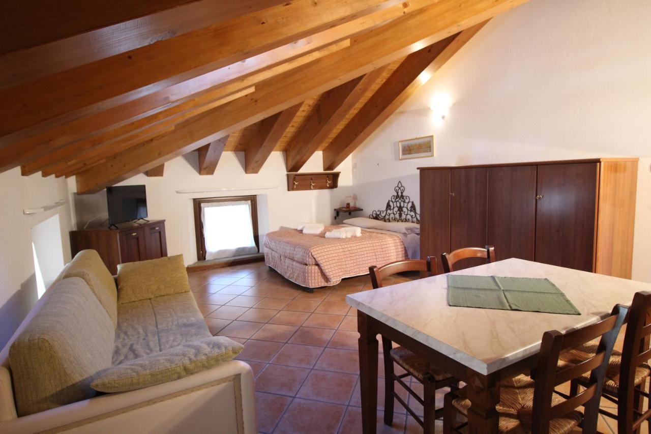 Residence Aquila - Mono Corno Vitello Brusson Esterno foto